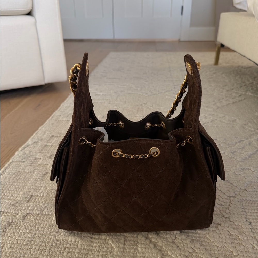 New CHANEL 25 Brown Suede Small
Hobo Tote - Picture 7 of 12